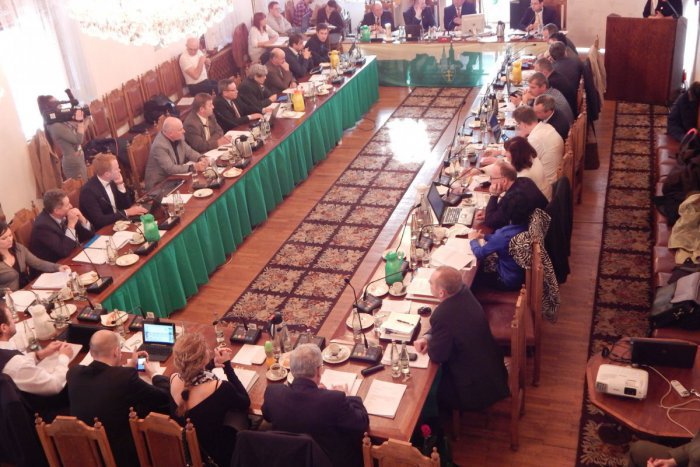 Ilustračný obrázok k článku Končí obdobie nezhôd? Mládežnícky hokej bude patriť mestu