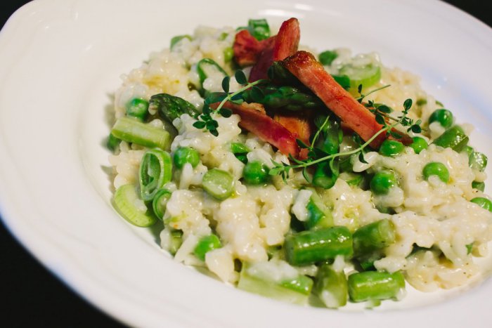 Ilustračný obrázok k článku Redakcia radí: Neviete čo na obed? Spravte si chutné rizoto zo surovín, ktoré najviac letia na bratislavských trhoch