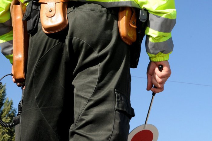 Ilustračný obrázok k článku Vodiči, jazdite opatrne! Dnes si na vás na bratislavských cestách posvieti polícia