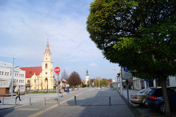 Ilustračný obrázok k článku Za 10 rokov kilometre optického vlákna: O koľko je ľahšia zvolenská kasa a čo z toho máme?