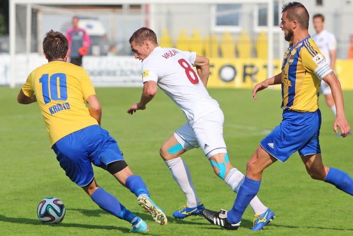 Ilustračný obrázok k článku Tréner Podbrezovej Benko otvorene: Inkasovali sme zo situácií, ktoré boli  na zaplakanie