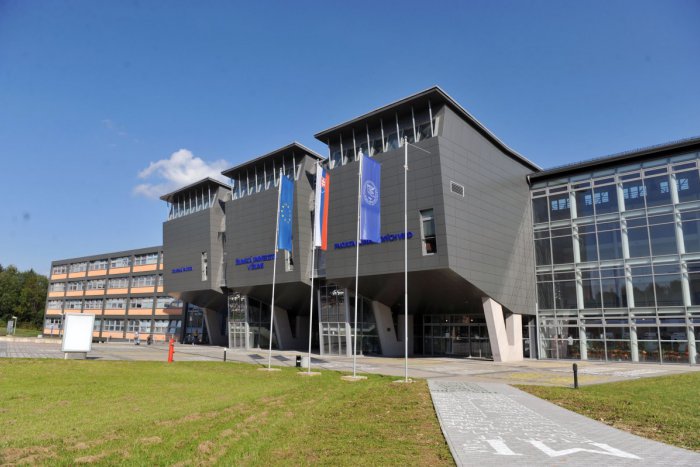 Ilustračný obrázok k článku Štipendiá aj spoločné projekty: Žilinská univerzita bude spolupracovať s Číňanmi