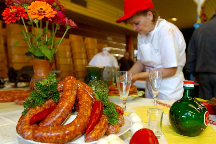 Ilustračný obrázok k článku Someliéri, aj baristi preveria svoje zručnosti v medzinárodnej konkurencii: Nebude chýbať domáca klobása a ochutnávka vín