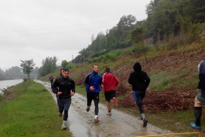 Ilustračný obrázok k článku Letná príprava žilinských vlkov? Tréning aj v kasárňach pluku špeciálneho určenia