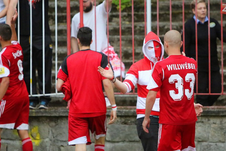 Ilustračný obrázok k článku Úsilie ako zachrániť Duklu vrcholí: Čo všetko bolo na pretrase počas rokovania vedenia mesta s akcionármi?