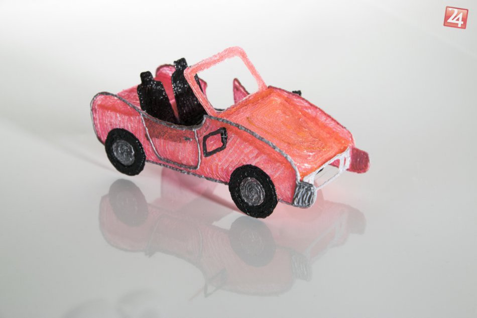 Ilustračný obrázok k článku Tento príbeh sa začal písať v detskej izbe: David (24) vynašiel pero, ktoré dokáže neuveriteľné veci!