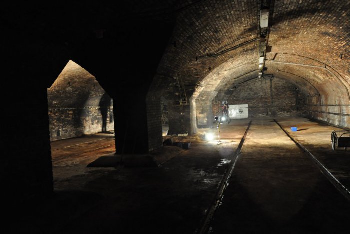 Ilustračný obrázok k článku Videodokument „Čo v sebe ukrýva Bratislava“: Na vybudovanie historickej pivnice v Rači finančne prispela aj vtedajšia Tretia ríša