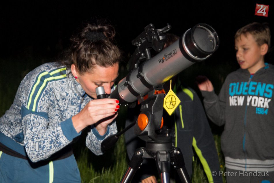 Ilustračný obrázok k článku Na Starolesnianskych lúkach môžete zažiť noc, aká sa opakuje len raz do roka: Romantici si prídu na svoje!