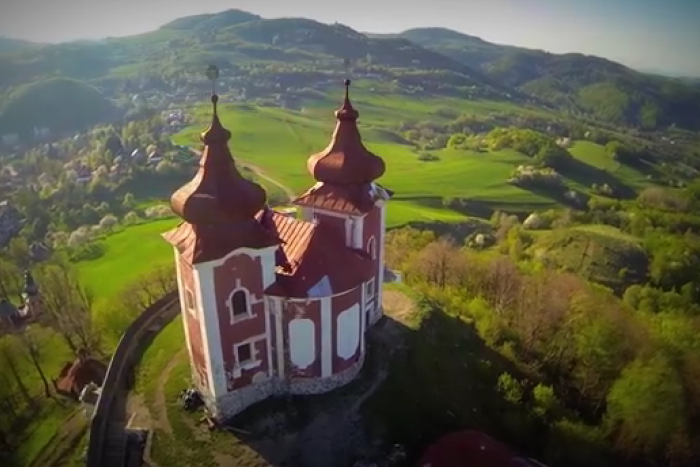 Ilustračný obrázok k článku VIDEO, ktoré vás vytrhne z reality: Rozprávkový pohľad na náš región z vtáčej perspektívy!
