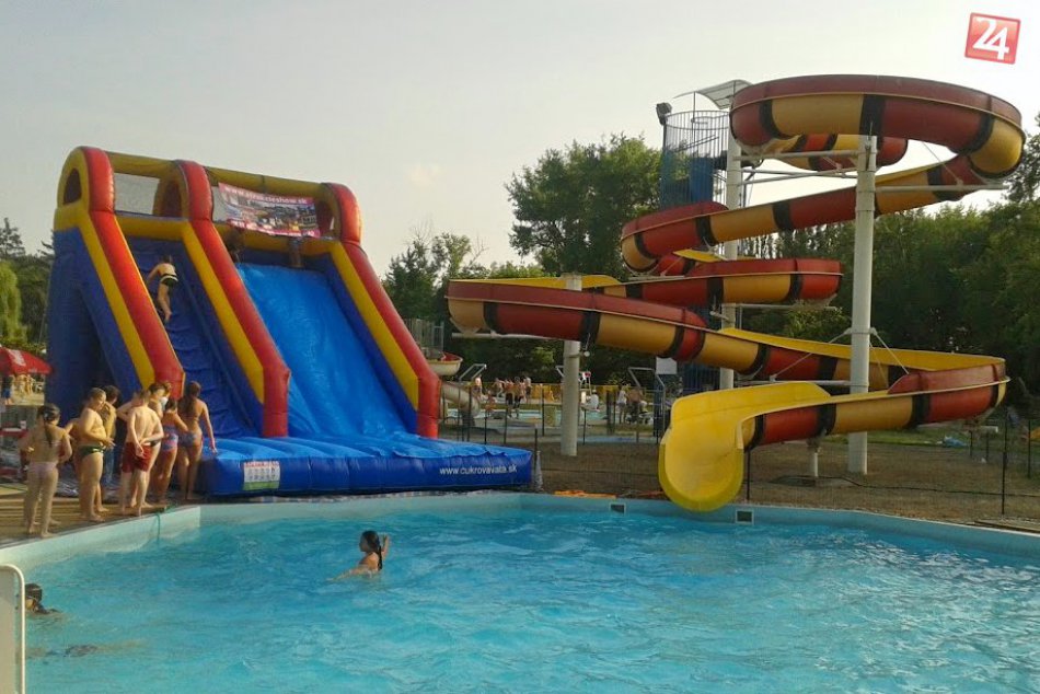 Ilustračný obrázok k článku Kúpalisko otvorilo svoje brány: Návštevníci vyskúšali novinky