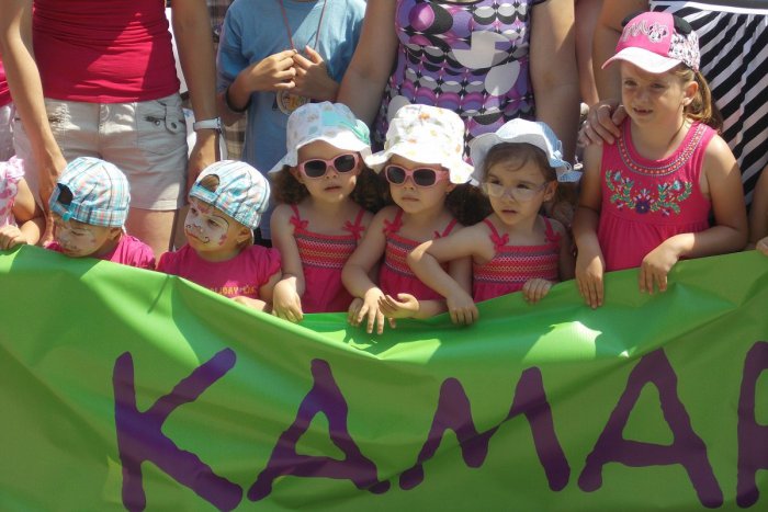 Ilustračný obrázok k článku Vyše 200 dvojičiek na jednom mieste? Áno! Stretli sa na Kuchajde počas celoslovenského stretnutia dvojčiat a viacerčiat