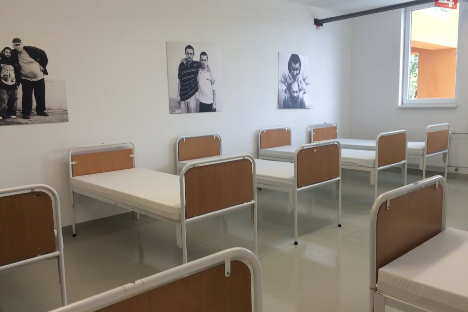 Ilustračný obrázok k článku Týka sa všetkých, no väčšina pred ním zatvára oči. Bezdomovectvo v Bratislave je vážny sociálny problém