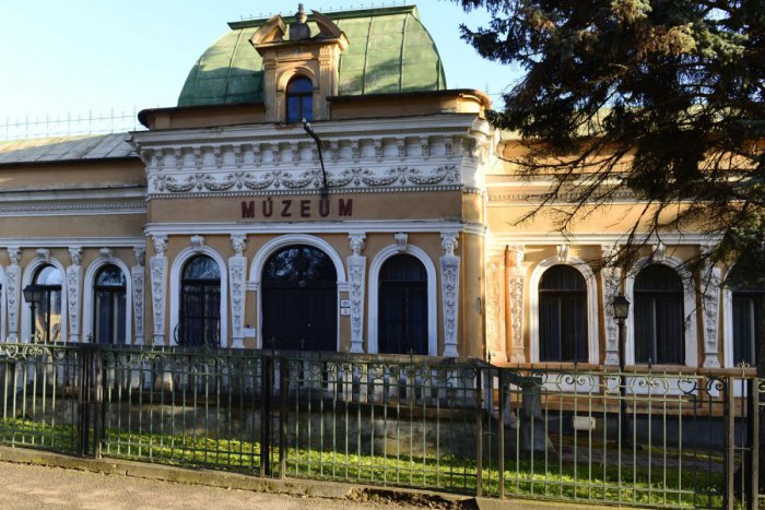 Ilustračný obrázok k článku Múzeum v Rožňave bude mať nového riaditeľa: Tento muž zasadne na šéfovskú stoličku