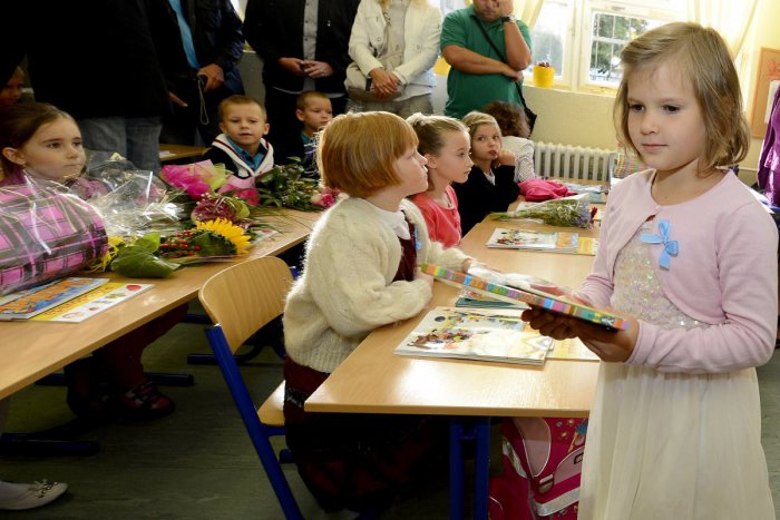 Ilustračný obrázok k článku Učitelia spúšťajú petíciu, obávajú sa politizácie školstva