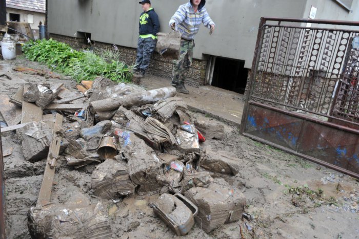 Ilustračný obrázok k článku Voda ukázala svoju silu: Hasiči v kraji mali plné ruky práce, na niektorých miestach sú stále v pohotovosti!