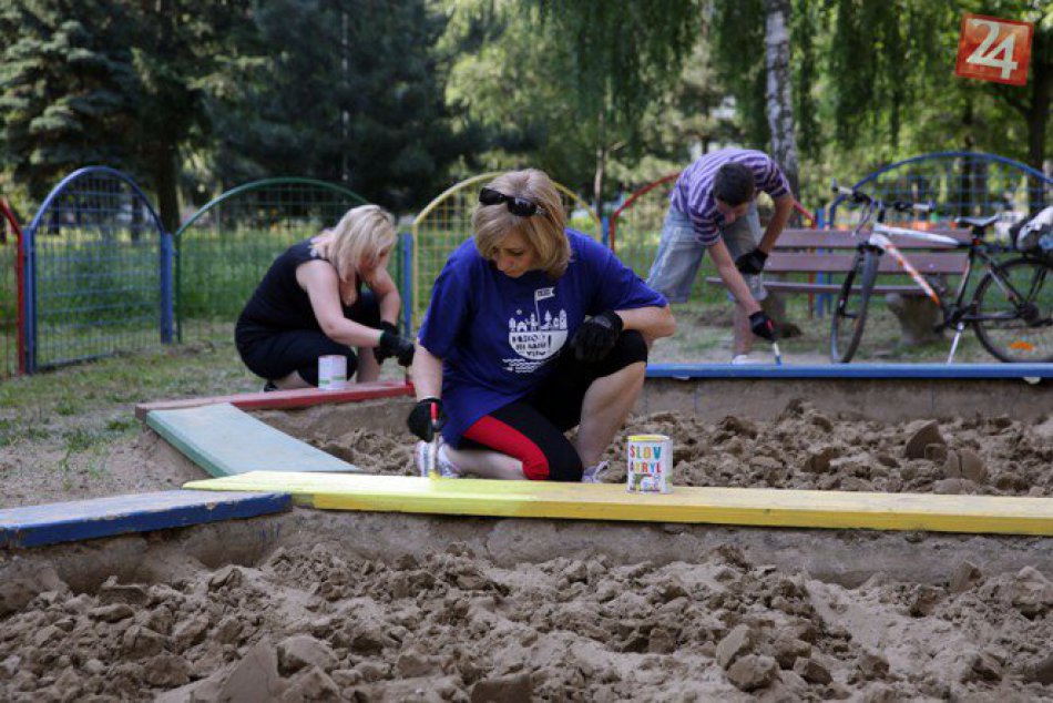 Ilustračný obrázok k článku Mestskí úradníci vykasali rukávy: Na paškál si zobrali košické detské ihriská