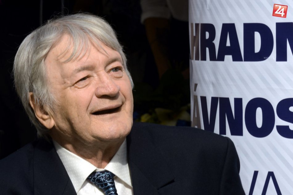 Ilustračný obrázok k článku Známy obyvateľ Bystrice nás navždy opustil: Zomrel herec Ivan Palúch (†75)