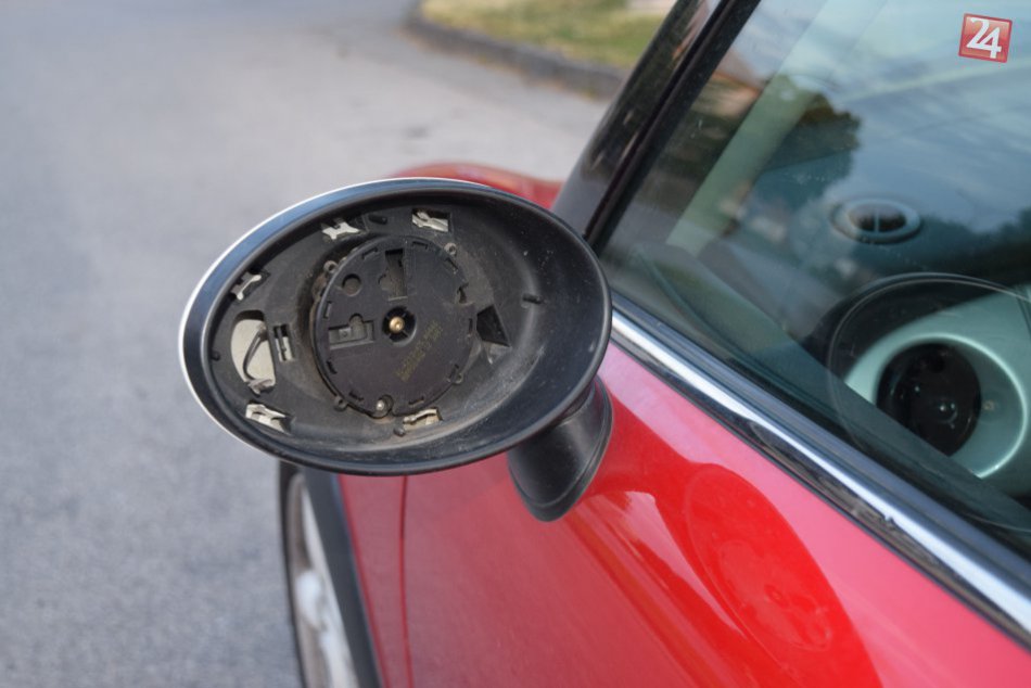 Ilustračný obrázok k článku Poriadne si pred cestou vypil: Vodiča Citroënu (36) prezradila takáto maličkosť! FOTO