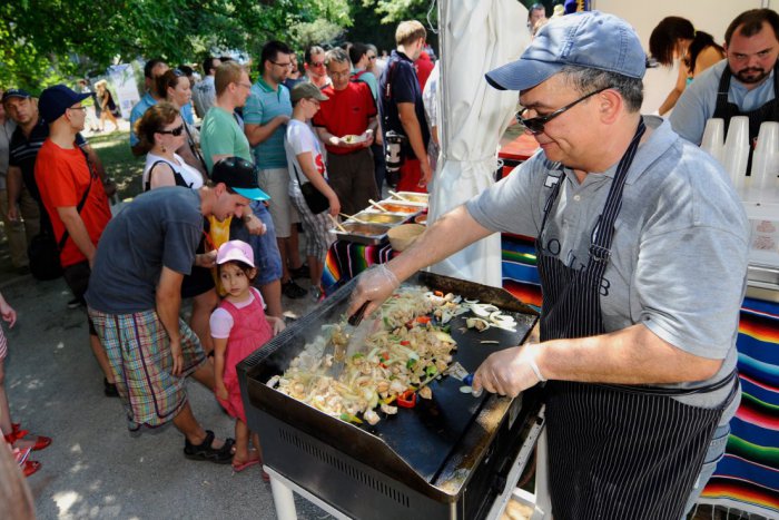 Ilustračný obrázok k článku Gurmán Fest Bratislava odštartoval. Trojdňový festival návštevníkom ponúkne „všehochuť“