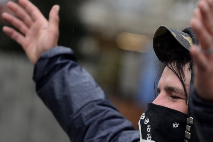 Ilustračný obrázok k článku Polícia je vyťažená, bude v centre mesta bezpečno? Strety protestujúcich nie sú vylúčené