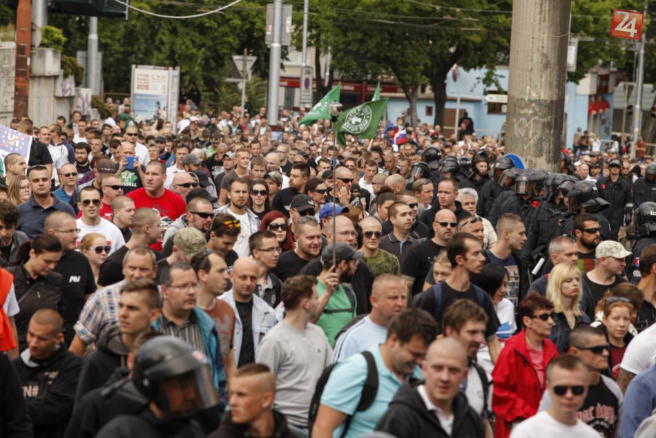 Ilustračný obrázok k článku V súvislosti so sobotňajšími protestami polícia zatiaľ obvinila päť osôb