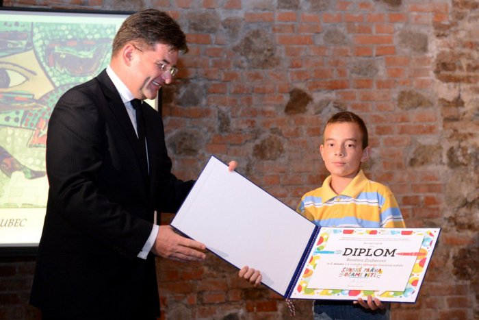 Ilustračný obrázok k článku René z Topoľčian zabodoval: Výtvarný talent mu vyniesol prvenstvo v celoslovenskej súťaži