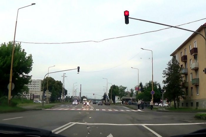 Ilustračný obrázok k článku OBRAZOM z ranných humenských ciest: Toto rozhodne pútalo pozornosť!