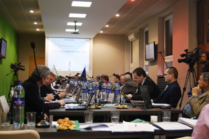 Ilustračný obrázok k článku Poslanci budú opäť zasadať: Program novozámockého zastupiteľstva bod po bode