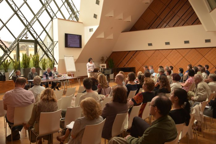 Ilustračný obrázok k článku Rozšírenie pešej zóny, dobudovanie cykloinfraštruktúry či údržba zelene... Bystričania poukázali na pálčivé oblasti v meste