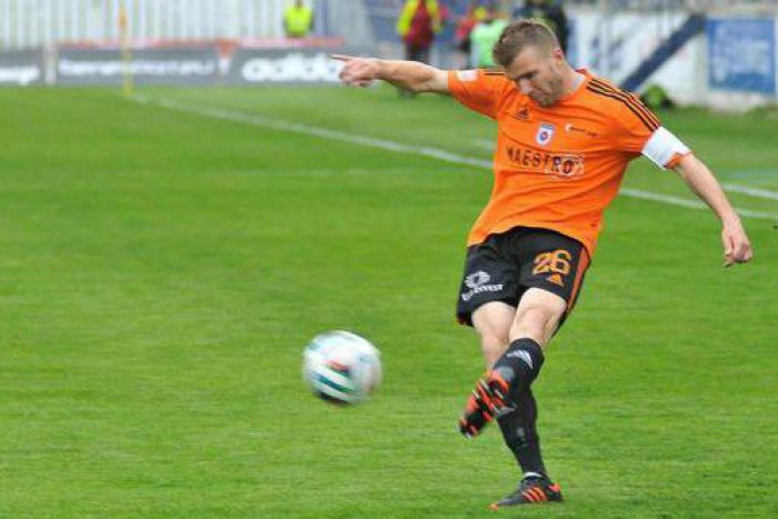 Ilustračný obrázok k článku Elegancia najlepšieho hráča ligy v sezóne 2012/2013 je späť: Tomáš Ďubek je opäť hráčom MFK