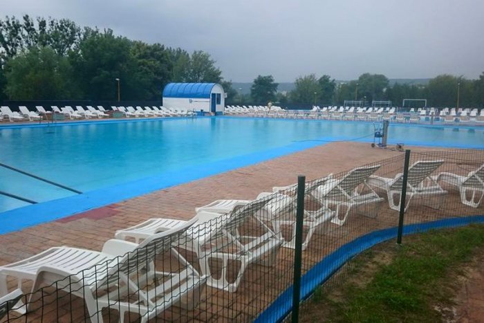 Ilustračný obrázok k článku Prešovské kúpalisko na trojke už otvára: FOTO z posledných úprav!