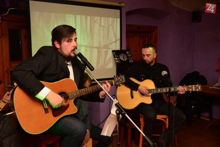 Ilustračný obrázok k článku Ďalší videoklip skupiny MassRiot. Spievajú na poctu slovenským vojakom!