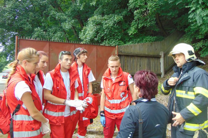 Ilustračný obrázok k článku Dokopy ich dal žiarsky gympel: Partia mladých Žiarčanov patrí medzi najlepších záchranárov na Slovensku!