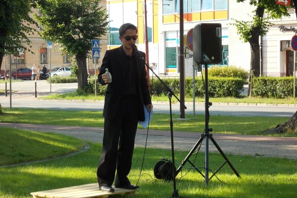 Ilustračný obrázok k článku Michalovce čaká týždeň športu, kultúry i smiechu: Bude aj stand-up comedy show