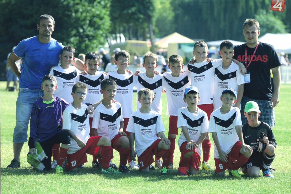 Ilustračný obrázok k článku FRAGARIA CUP 2015: Deti z revúckej prípravky ukázali, že sa len tak nezľaknú!  FOTO