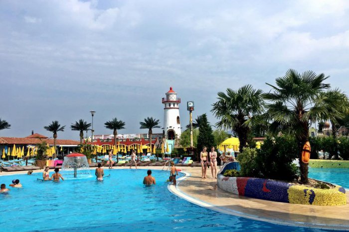 Ilustračný obrázok k článku Veľký letný prehľad z prešovského kúpaliska: Koľko tento rok na Plaza Beach stoja obľúbené dobroty?