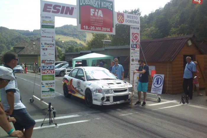 Ilustračný obrázok k článku Dôležité info o Dobšinskom kopci 2015: Pozrite si prehľad vstupného a programu!