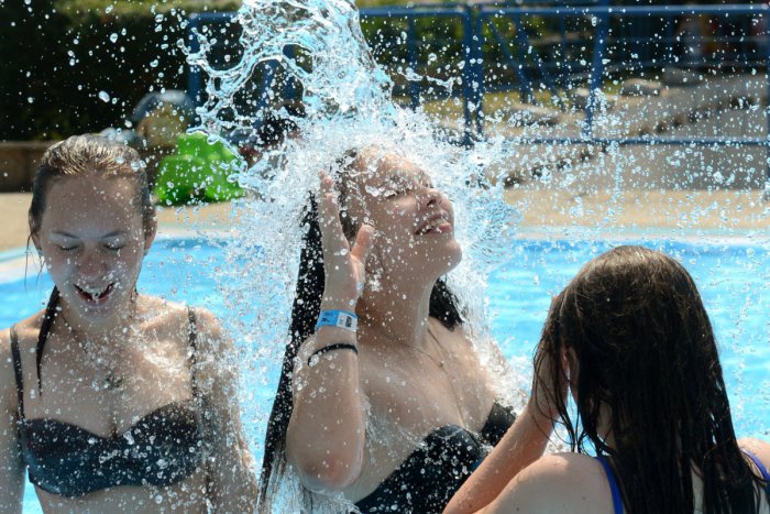Ilustračný obrázok k článku Horúce leto sa podpísalo na rekordnej sezóne kúpaliska: Tržby boli za posledné tri roky najvyššie