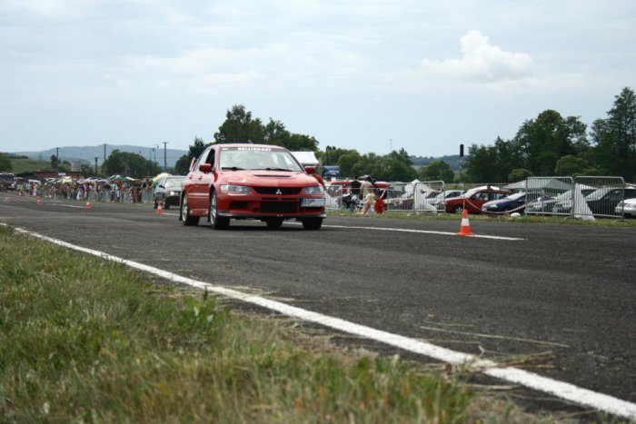 Ilustračný obrázok k článku Krásne, rýchle, ale najmä upravené autá: Neďaleko Zvolena bude Tuning Grill Party, pozrite si PROGRAM