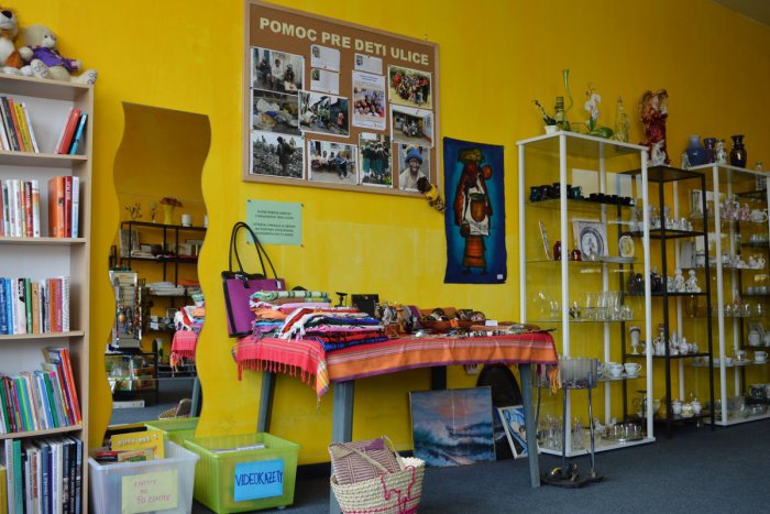 Ilustračný obrázok k článku Hľadáte lacný darček, kúpou ktorého pomôžete chudobným deťom?