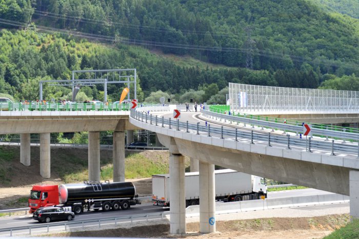 Ilustračný obrázok k článku D1-ka pri Martine bude spoplatnená: Vodiči zaplatia mýto