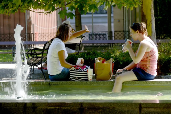 Ilustračný obrázok k článku 10 rád ako prežiť tropické horúčavy