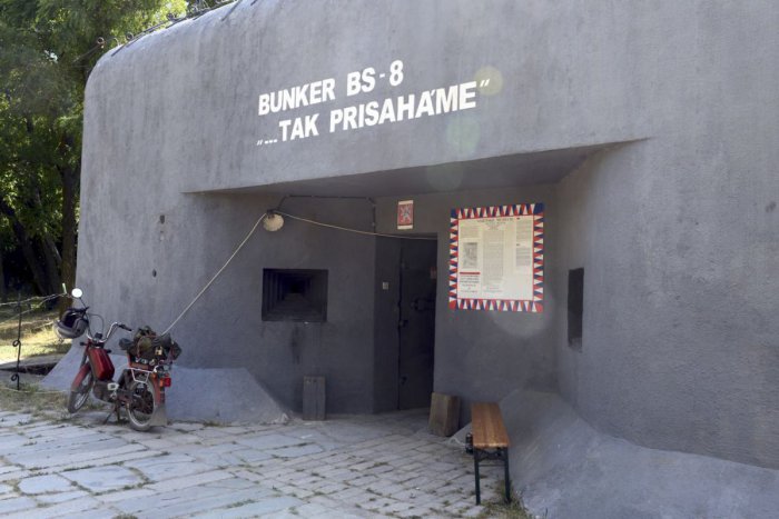 Ilustračný obrázok k článku Podeľte sa o svoje zážitky: Petržalka spustila novú elektronickú knihu návštev