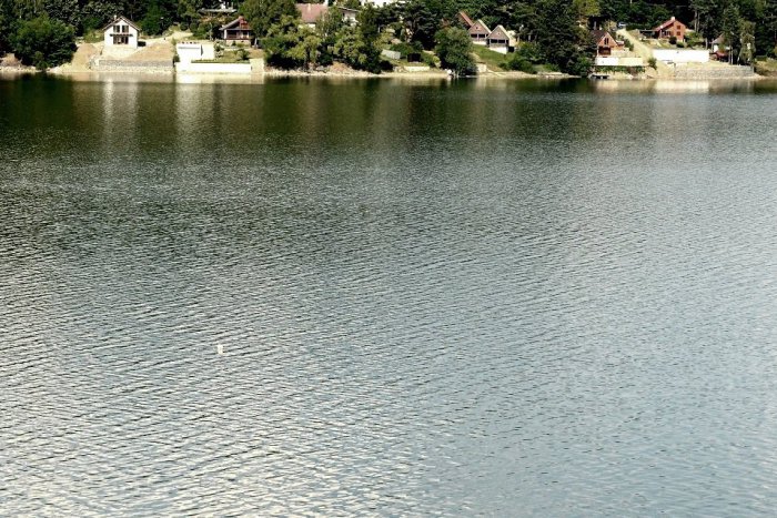 Ilustračný obrázok k článku Domaša si vyžiadala prvú obeť tohto leta: Mladý muž (†24) v strede zátoky zmizol pod hladinou