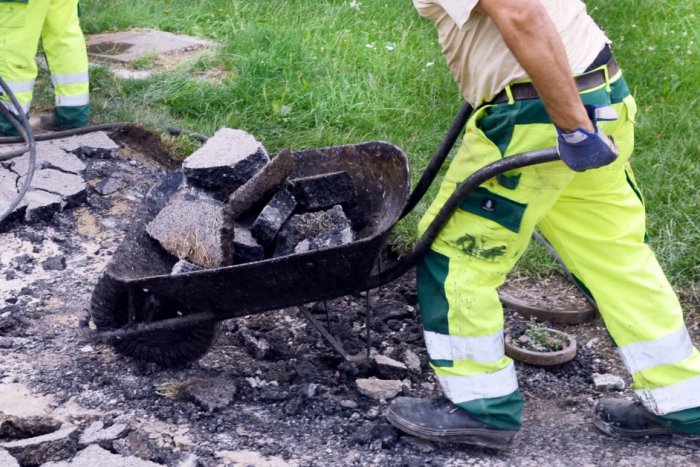 Ilustračný obrázok k článku Radnica sa pustila do rekonštrukcie: Dve cesty opravia, jedna nová dokonca pribudne