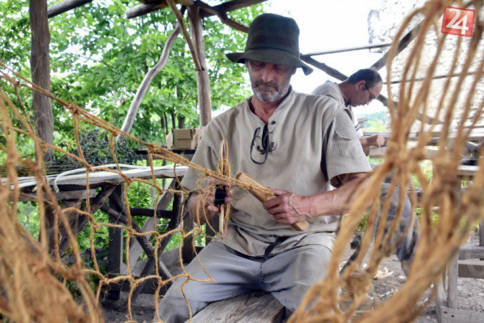 Ilustračný obrázok k článku Na Vinianskom hrade sa diali veci: Vinobranie, ktoré rozhodne upútalo pozornosť