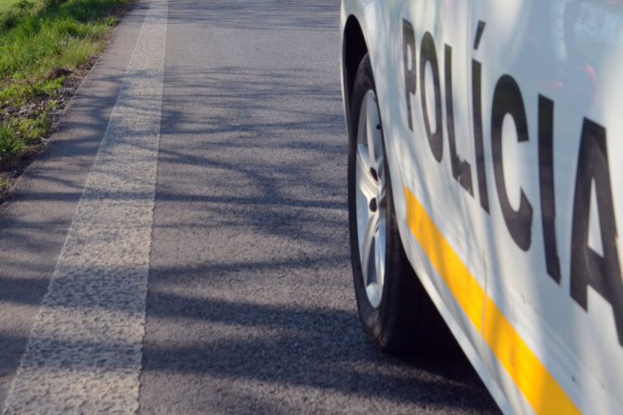 Ilustračný obrázok k článku Marcel (29) podľa polície šoféroval opitý a bez vodičáku: Spolujazdca (†54) to stálo život!