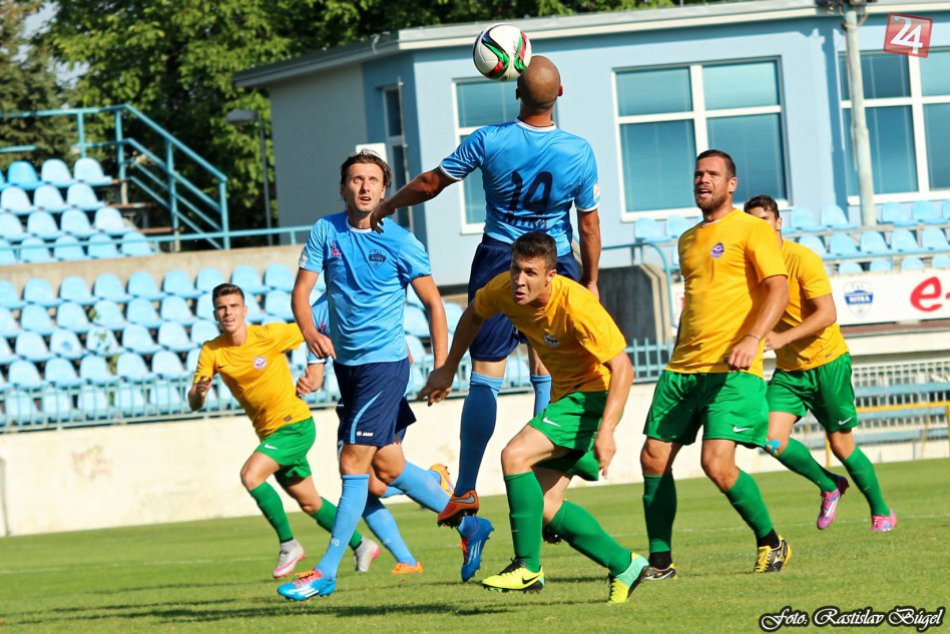 Ilustračný obrázok k článku Futbalistov čaká ostrý štart už v sobotu: TOTO je súpiska FC Nitra