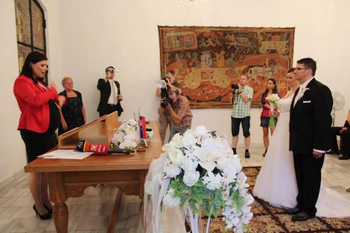 Ilustračný obrázok k článku Žilina zažila svadbu, aká na Slovensku ešte nebola: Sobáš Slávky a Petra sa zapísal do histórie!