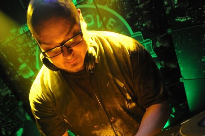 Ilustračný obrázok k článku Prešovský DJ už zažil kuriozít až-až a priznáva: Hlavným páchateľom bol vždy alkohol!